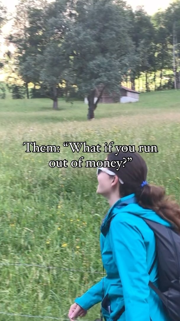 https://d2zmqyh8caa94h.cloudfront.net/creator_social_media_contents/instagram/reels/C35yhFkvCth/C35yhFkvCth.mp4