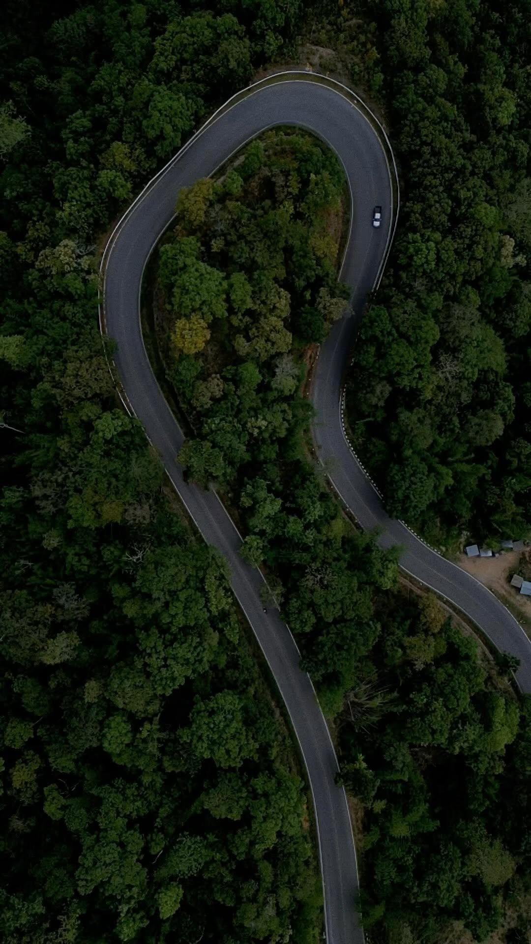 https://d2zmqyh8caa94h.cloudfront.net/creator_social_media_contents/instagram/reels/C6NTdzcPpYS/C6NTdzcPpYS.mp4