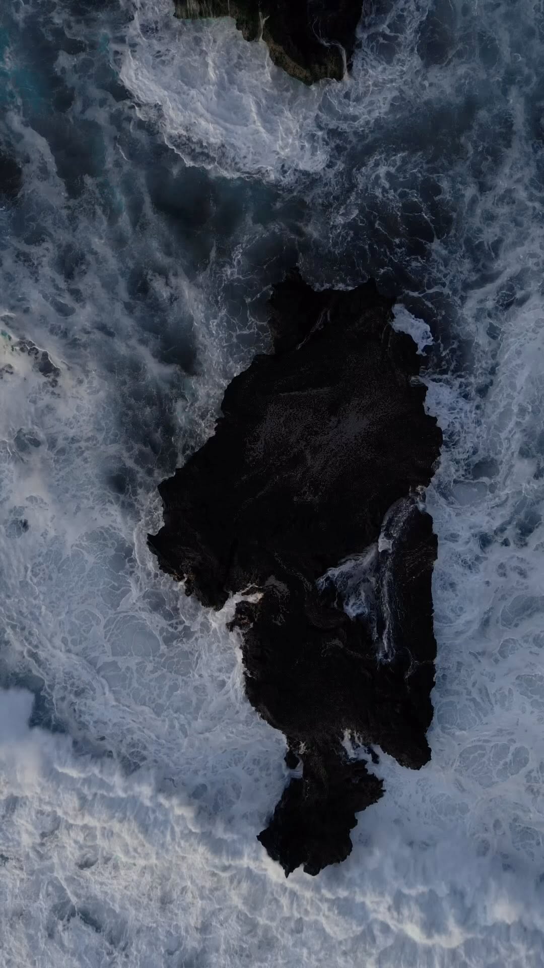 https://d2zmqyh8caa94h.cloudfront.net/creator_social_media_contents/instagram/reels/C6oVow_vWpj/C6oVow_vWpj.mp4