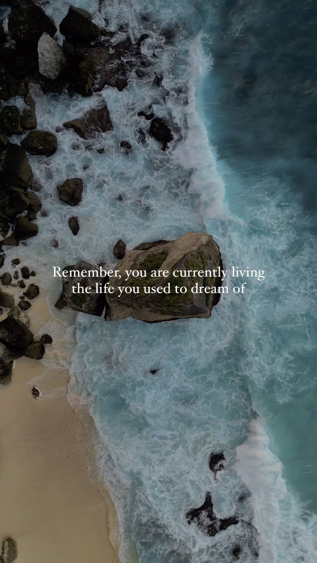 https://d2zmqyh8caa94h.cloudfront.net/creator_social_media_contents/instagram/reels/C7LIjbmvZx2/C7LIjbmvZx2.mp4
