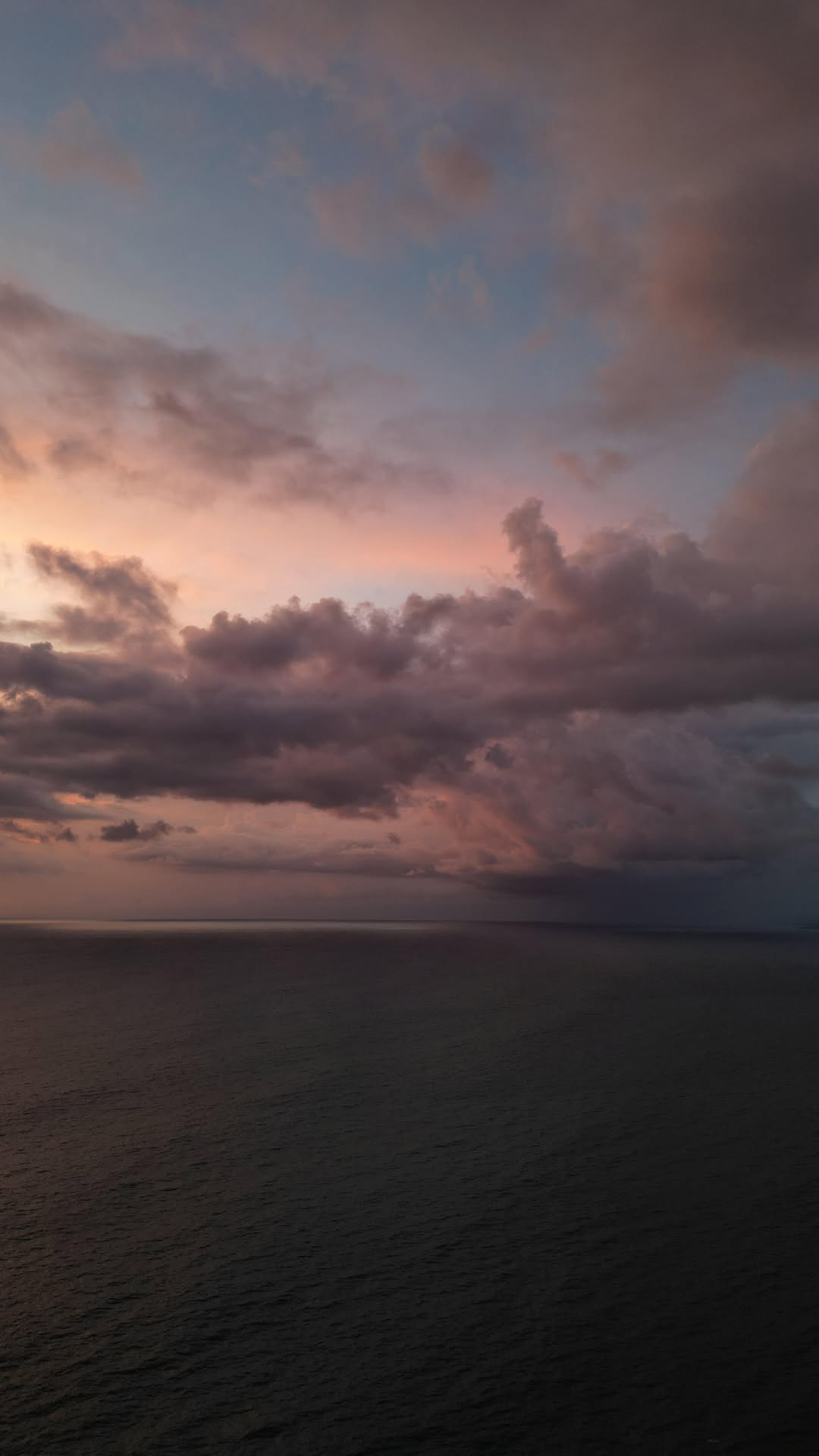 https://d2zmqyh8caa94h.cloudfront.net/creator_social_media_contents/instagram/reels/C9EvaM6vUfk/C9EvaM6vUfk.mp4