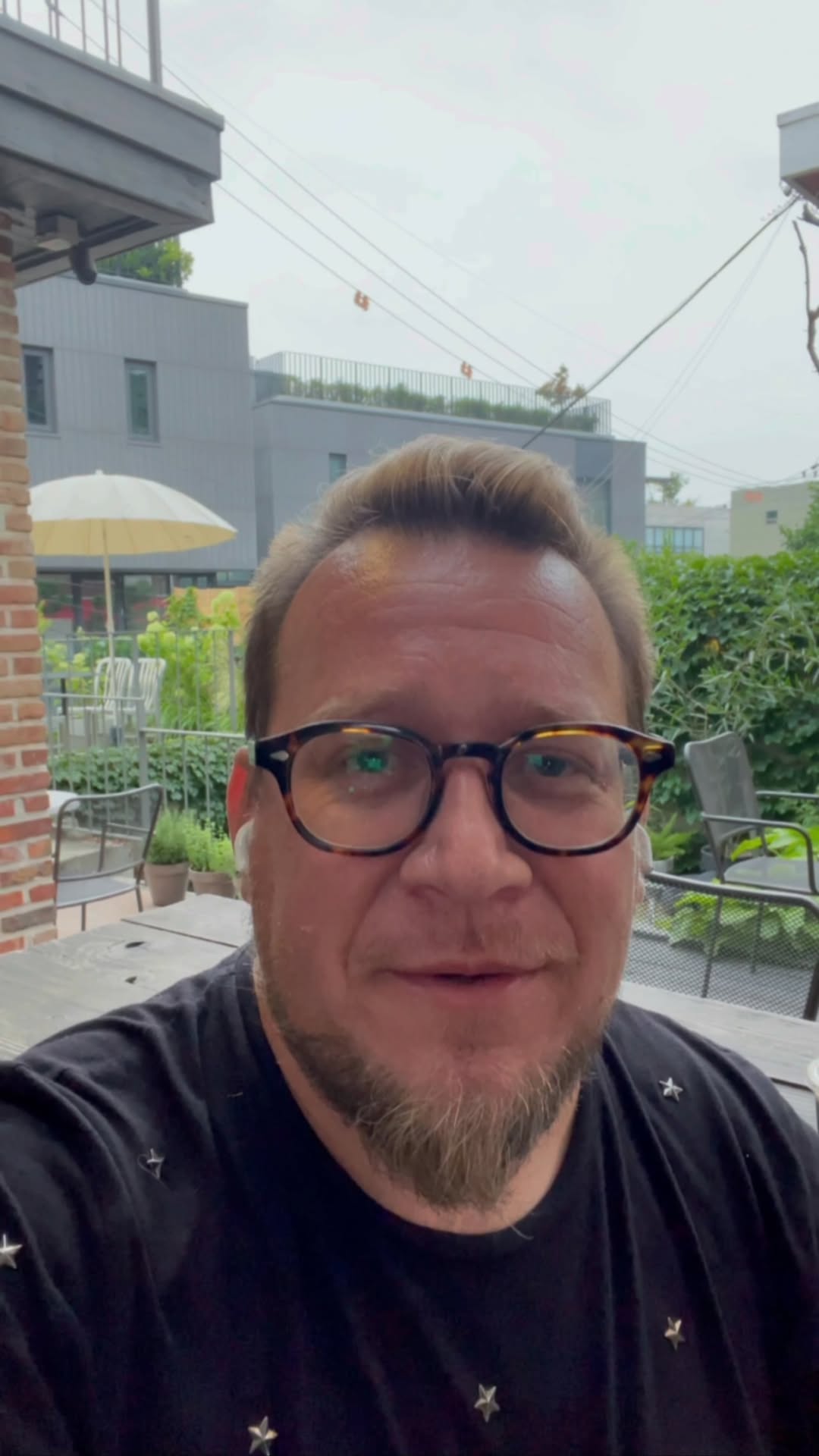 https://d2zmqyh8caa94h.cloudfront.net/creator_social_media_contents/instagram/reels/CRMOUqjjw9i/CRMOUqjjw9i.mp4