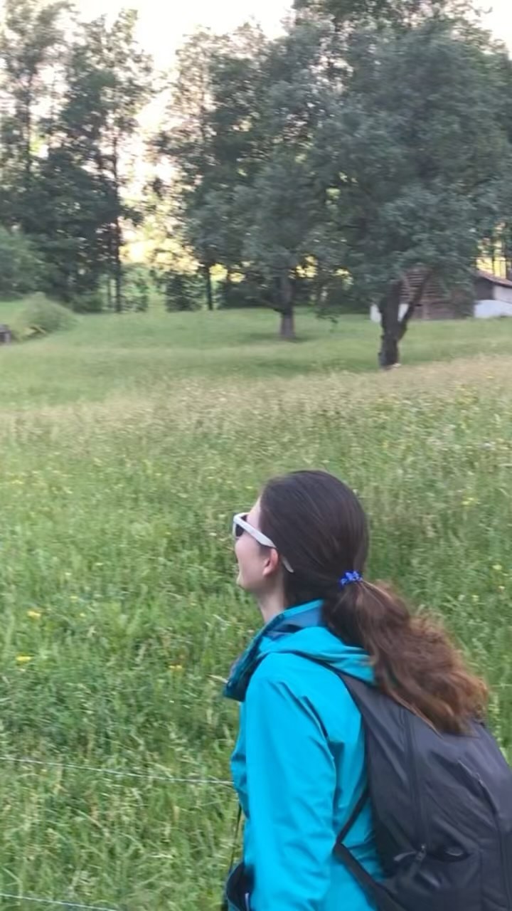 https://d2zmqyh8caa94h.cloudfront.net/creator_social_media_contents/instagram/reels/CeOWnl_l8JW/CeOWnl_l8JW.mp4