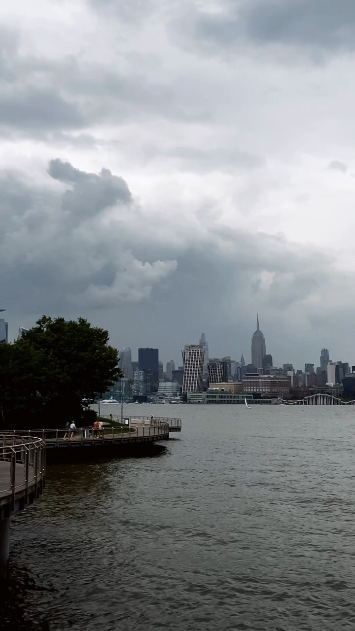https://d2zmqyh8caa94h.cloudfront.net/creator_social_media_contents/instagram/reels/CerdGTJAsl0/CerdGTJAsl0.mp4
