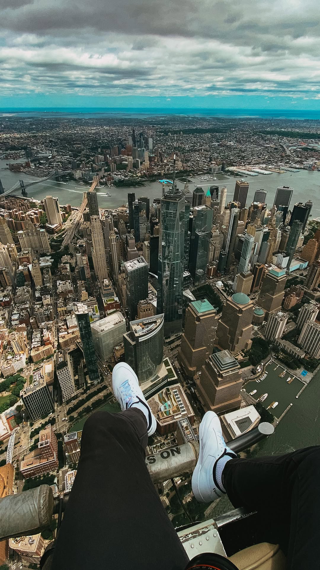 https://d2zmqyh8caa94h.cloudfront.net/creator_social_media_contents/instagram/reels/CfFracxg03B/CfFracxg03B.mp4