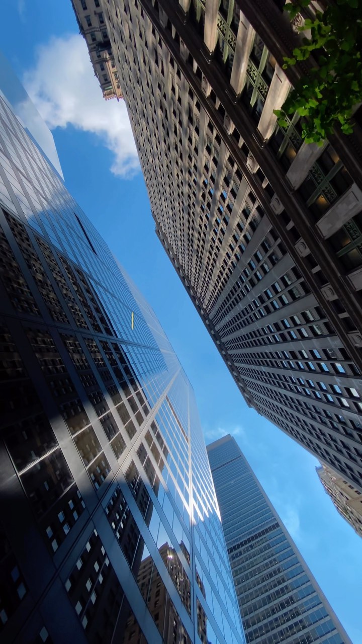 https://d2zmqyh8caa94h.cloudfront.net/creator_social_media_contents/instagram/reels/CiplkB4gHKD/CiplkB4gHKD.mp4
