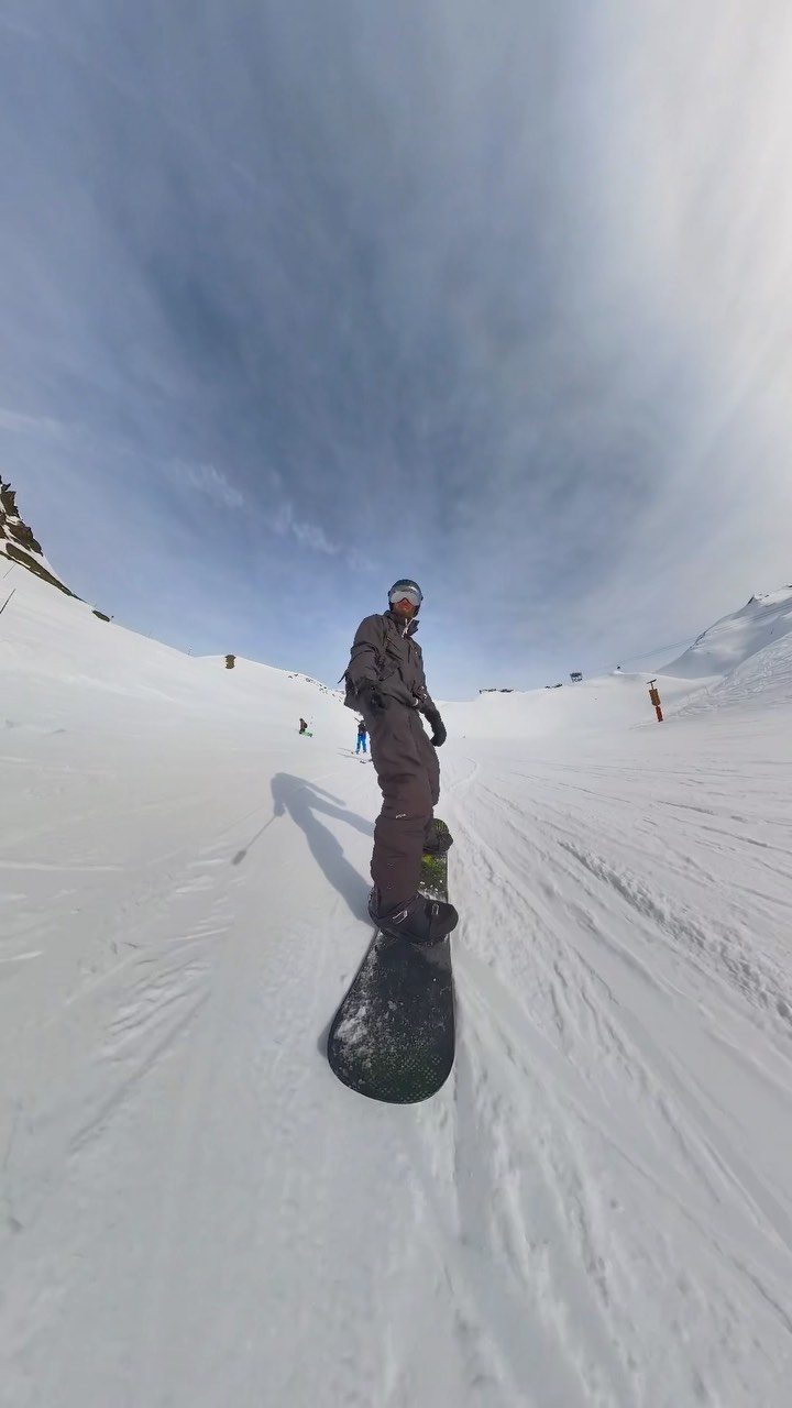 https://d2zmqyh8caa94h.cloudfront.net/creator_social_media_contents/instagram/reels/CqlTYbiIVTb/CqlTYbiIVTb.mp4