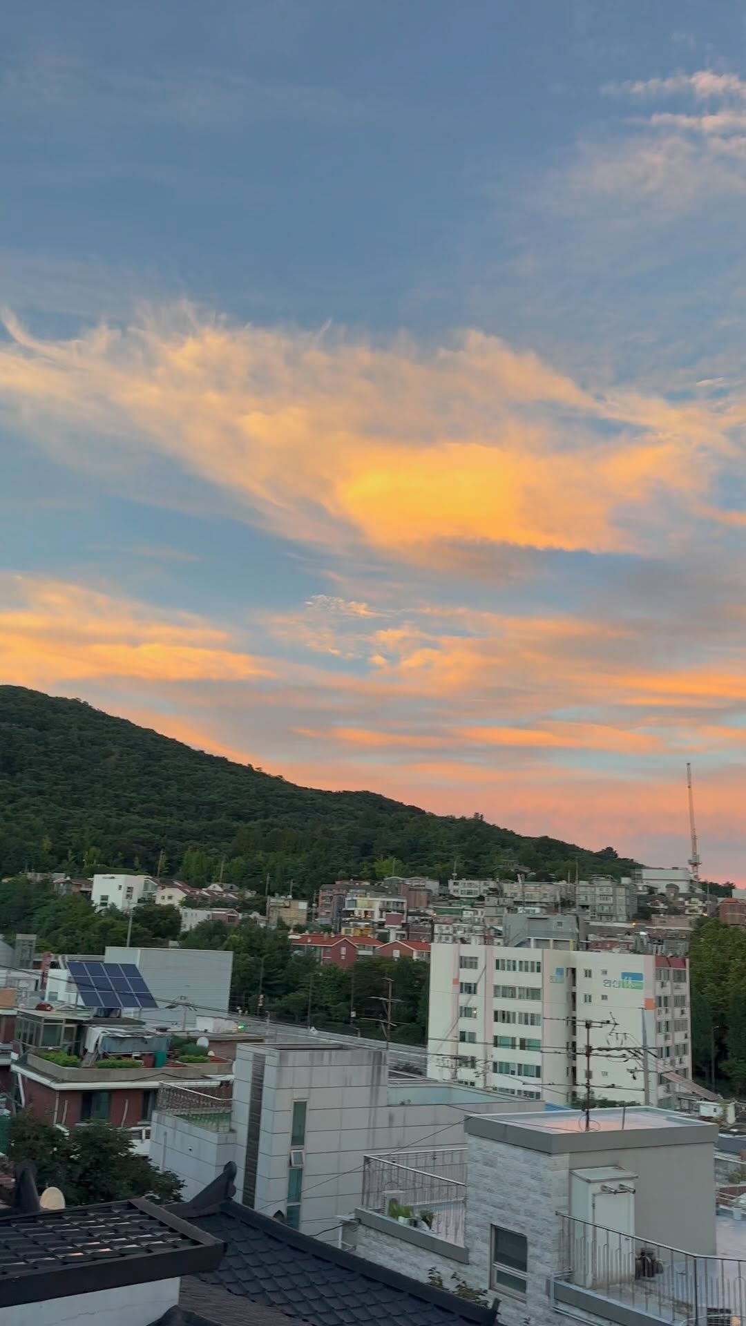 https://d2zmqyh8caa94h.cloudfront.net/creator_social_media_contents/instagram/reels/Cu1kh9wsPO7/Cu1kh9wsPO7.mp4