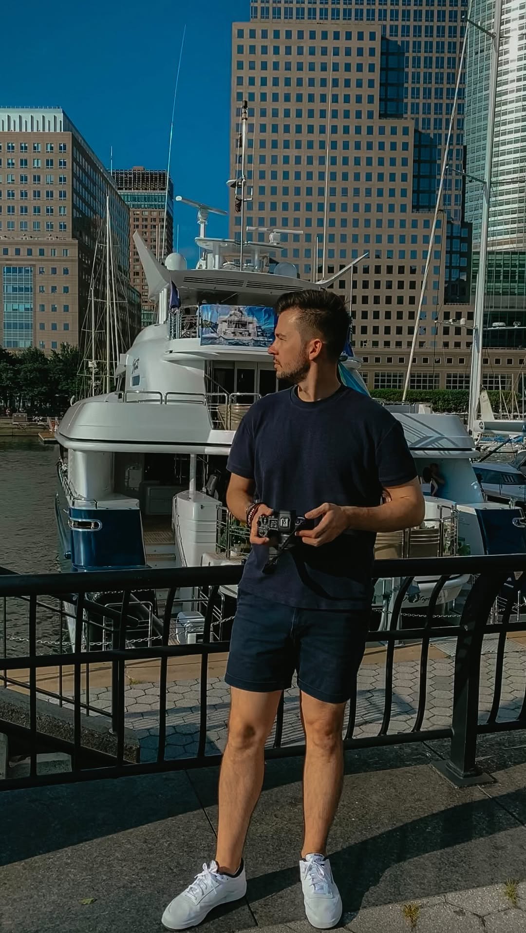 https://d2zmqyh8caa94h.cloudfront.net/creator_social_media_contents/instagram/reels/Cws22d2OSY7/Cws22d2OSY7.mp4