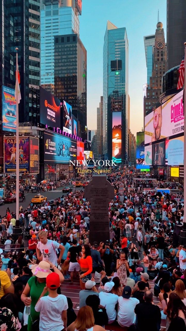 https://d2zmqyh8caa94h.cloudfront.net/creator_social_media_contents/instagram/reels/CxBU6wSOGf5/CxBU6wSOGf5.mp4