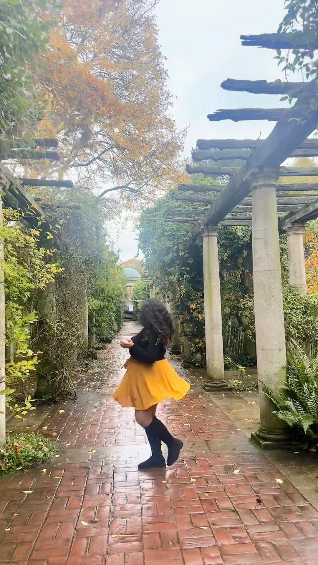 https://d2zmqyh8caa94h.cloudfront.net/creator_social_media_contents/instagram/reels/Czj9rnTo7mD/Czj9rnTo7mD.mp4