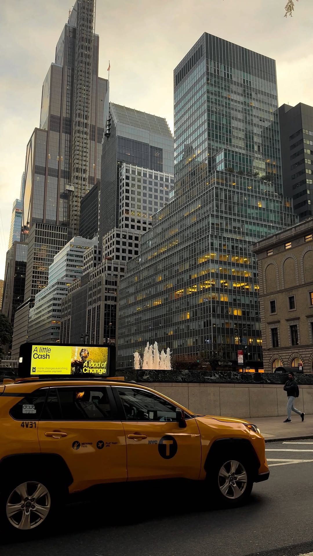 https://d2zmqyh8caa94h.cloudfront.net/creator_social_media_contents/instagram/reels/DBpqd9iueqC/DBpqd9iueqC.mp4