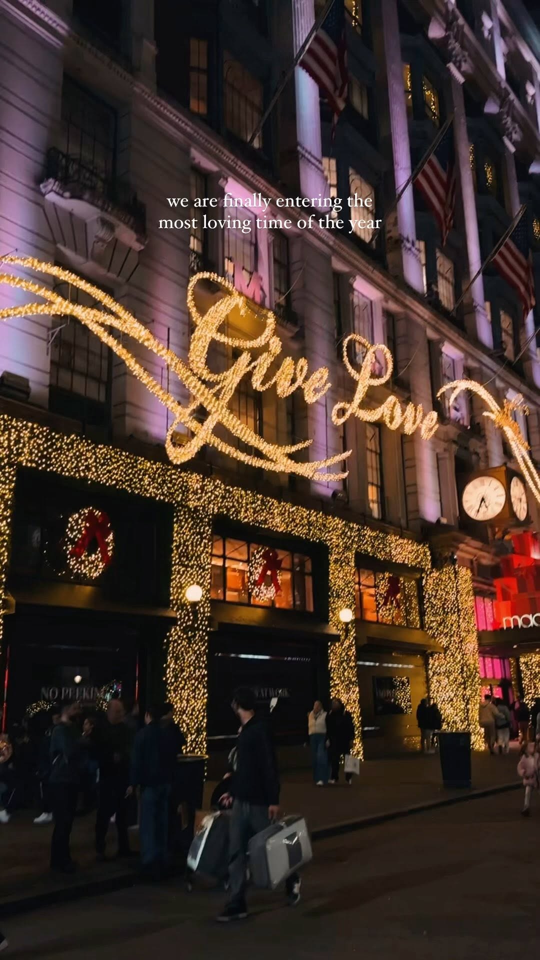 https://d2zmqyh8caa94h.cloudfront.net/creator_social_media_contents/instagram/reels/DCVClejhW7u/DCVClejhW7u.mp4