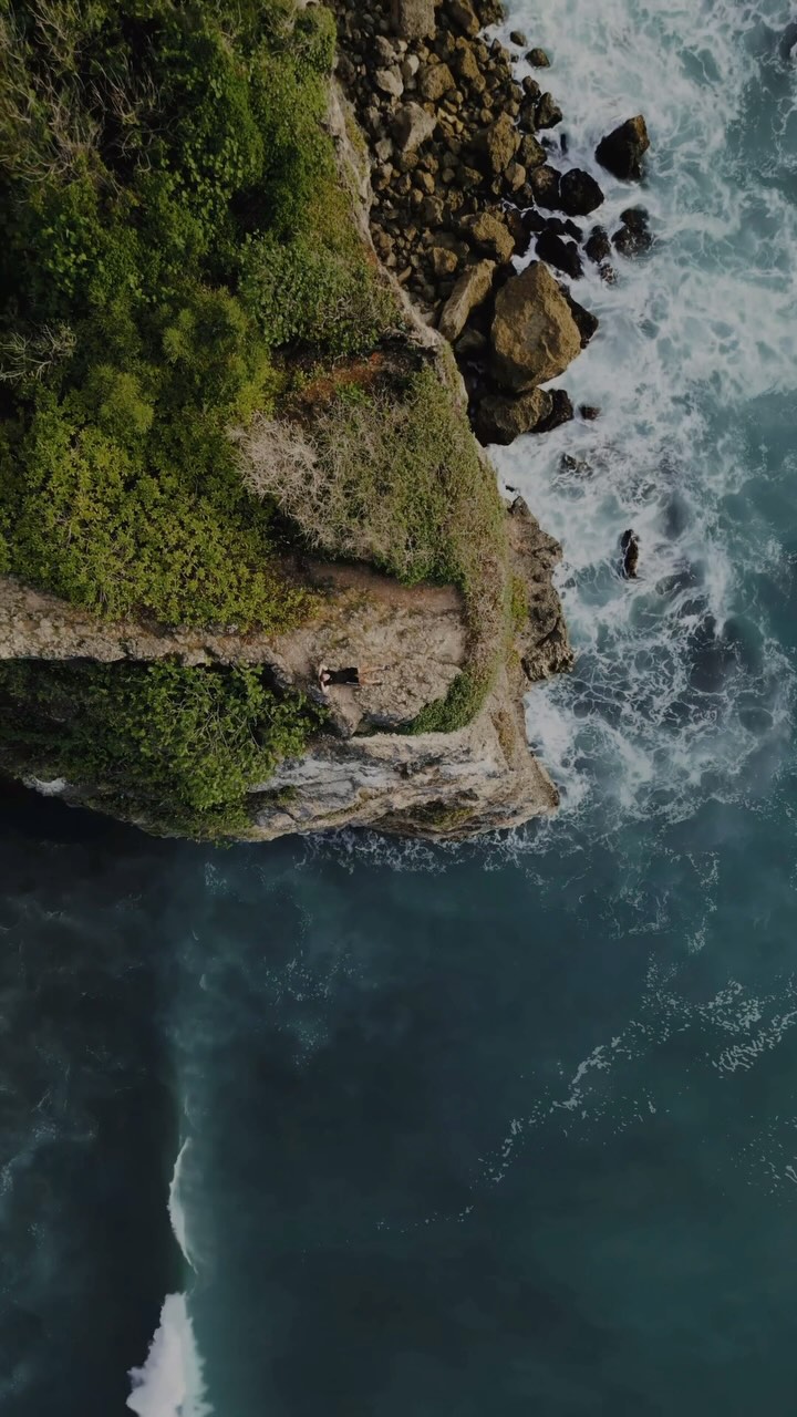 https://d2zmqyh8caa94h.cloudfront.net/creator_social_media_contents/instagram/reels/DCZCJ5nP2ln/DCZCJ5nP2ln.mp4