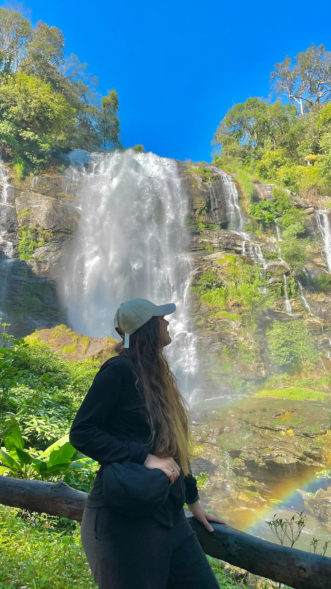 https://d2zmqyh8caa94h.cloudfront.net/creator_social_media_contents/instagram/reels/DF7h2NTSLwe/DF7h2NTSLwe.mp4