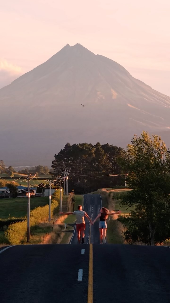 https://d2zmqyh8caa94h.cloudfront.net/creator_social_media_contents/instagram/reels/DFjxfrnSVsO/DFjxfrnSVsO.mp4
