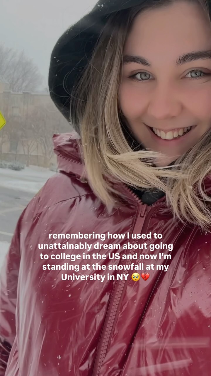 https://d2zmqyh8caa94h.cloudfront.net/creator_social_media_contents/instagram/reels/DGHHNQ5ynwZ/DGHHNQ5ynwZ.mp4