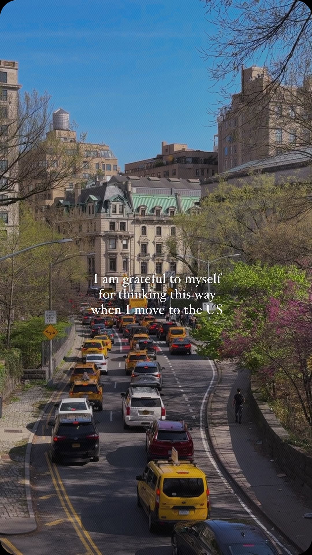 https://d2zmqyh8caa94h.cloudfront.net/creator_social_media_contents/instagram/reels/DGUcekDNTLg/DGUcekDNTLg.mp4