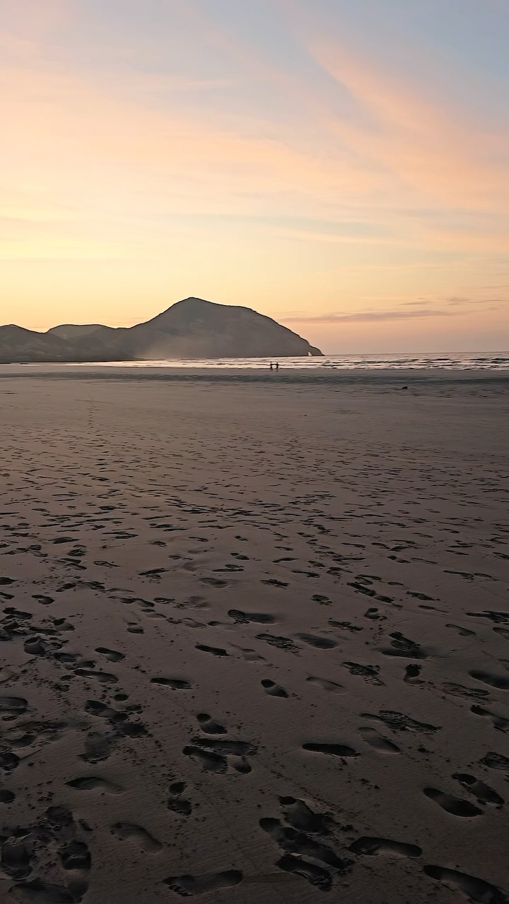 https://d2zmqyh8caa94h.cloudfront.net/creator_social_media_contents/instagram/reels/DGXaAsAyP21/DGXaAsAyP21.mp4
