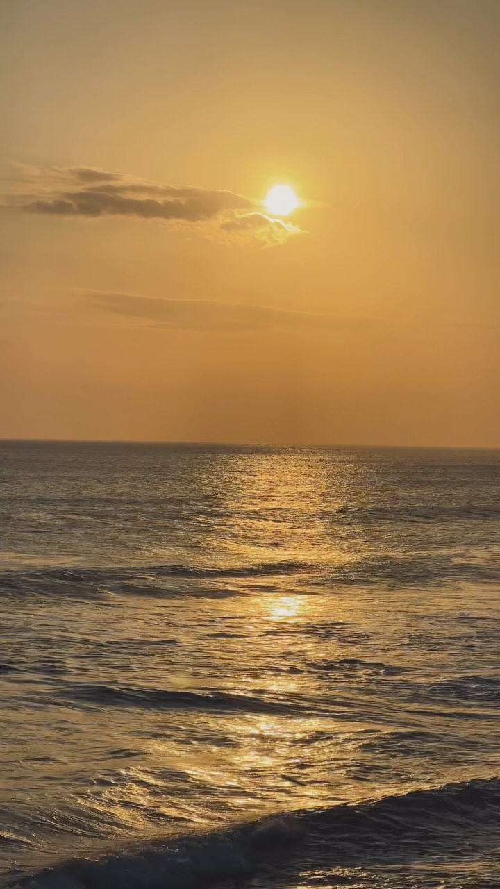 https://d2zmqyh8caa94h.cloudfront.net/creator_social_media_contents/instagram/reels/DHCCCXkTKLu/DHCCCXkTKLu.mp4