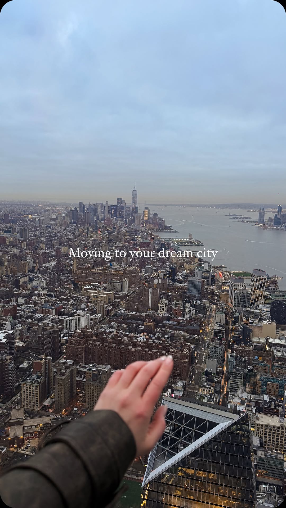 https://d2zmqyh8caa94h.cloudfront.net/creator_social_media_contents/instagram/reels/DHght15sdFX/DHght15sdFX.mp4