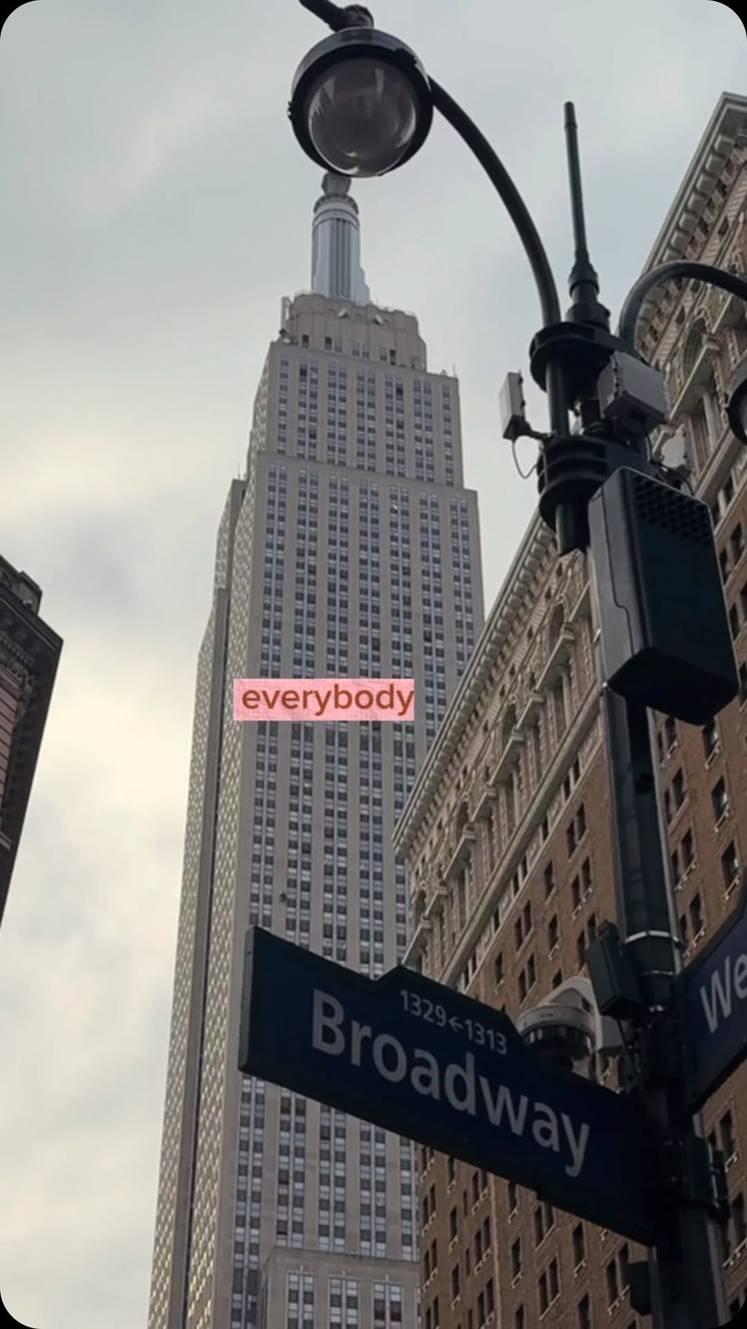 https://d2zmqyh8caa94h.cloudfront.net/creator_social_media_contents/instagram/reels/DHgiX8QMTSD/DHgiX8QMTSD.mp4