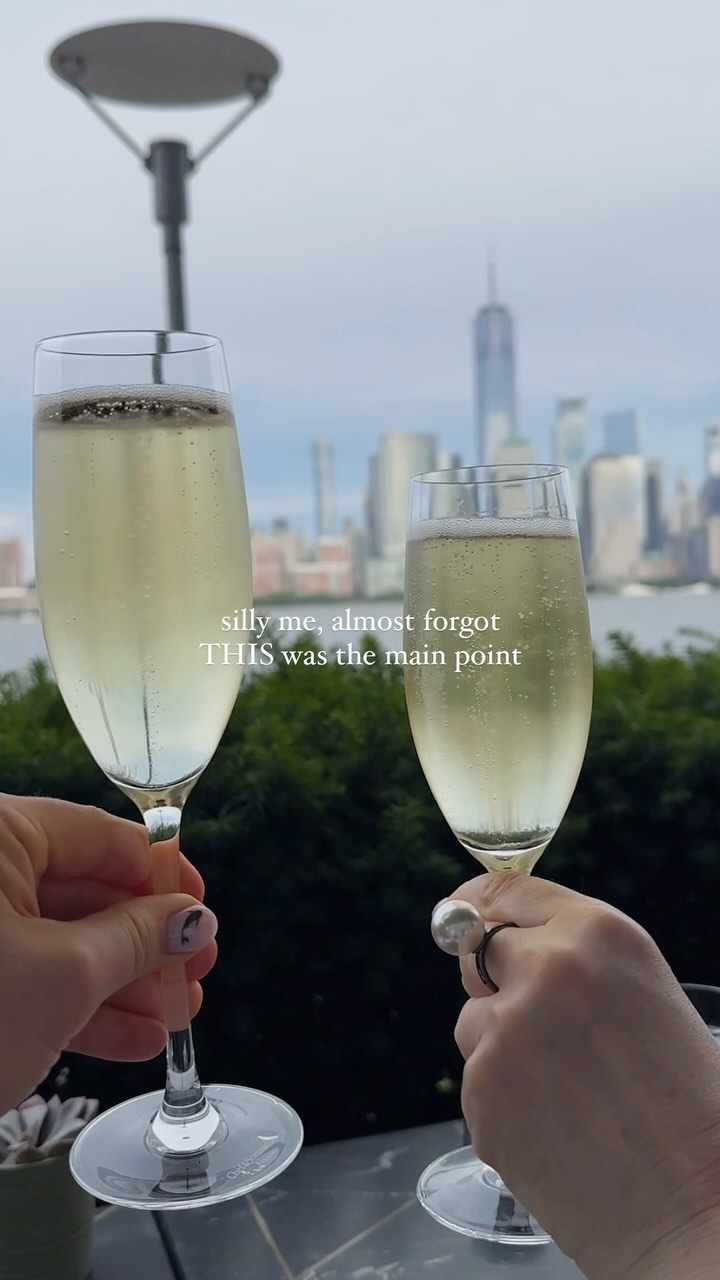 https://d2zmqyh8caa94h.cloudfront.net/creator_social_media_contents/instagram/reels/DIbkym1R-aH/DIbkym1R-aH.mp4
