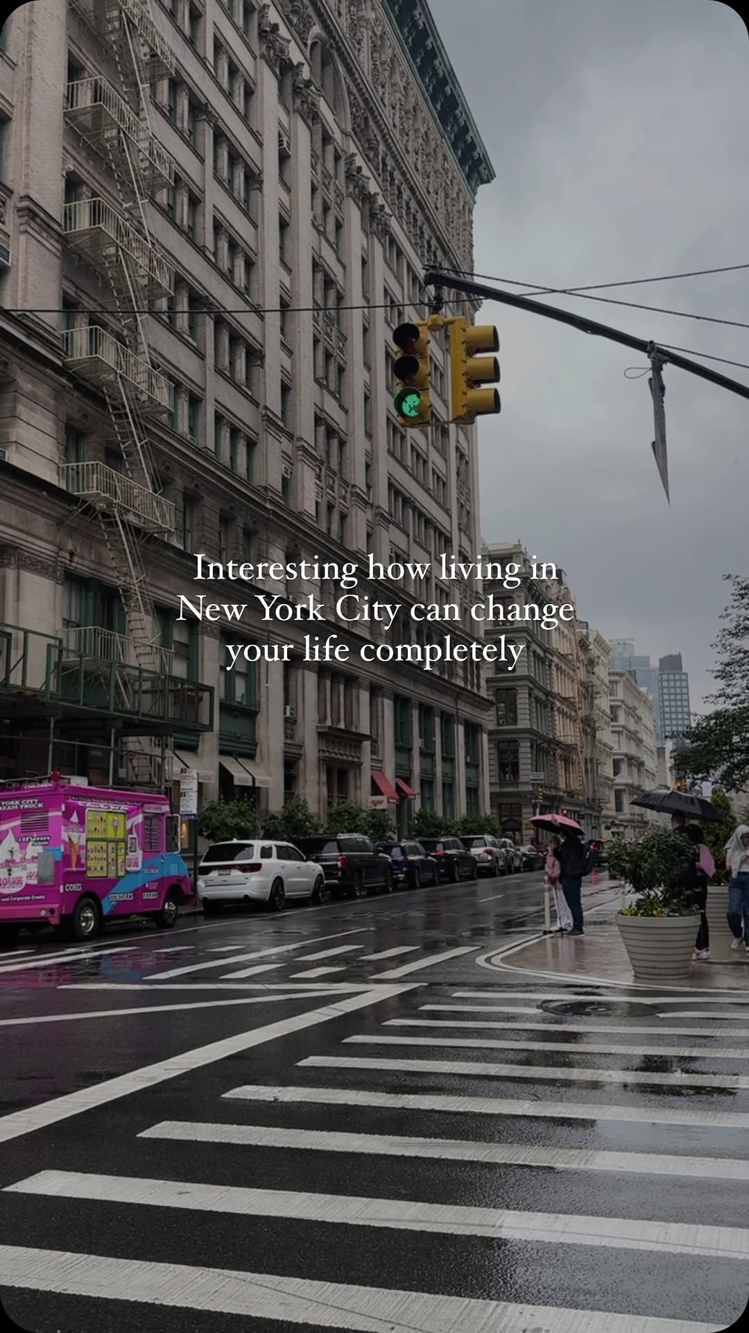 https://d2zmqyh8caa94h.cloudfront.net/creator_social_media_contents/instagram/reels/DLGv_p8otDF/DLGv_p8otDF.mp4