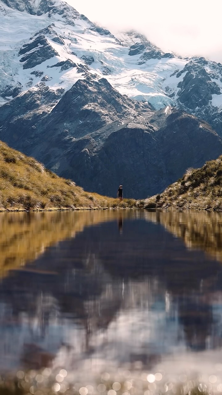 https://d2zmqyh8caa94h.cloudfront.net/creator_social_media_contents/instagram/reels/DLWkdwlxQug/DLWkdwlxQug.mp4