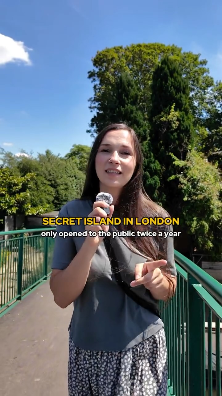 https://d2zmqyh8caa94h.cloudfront.net/creator_social_media_contents/instagram/reels/DLf1SSkIxtf/DLf1SSkIxtf.mp4