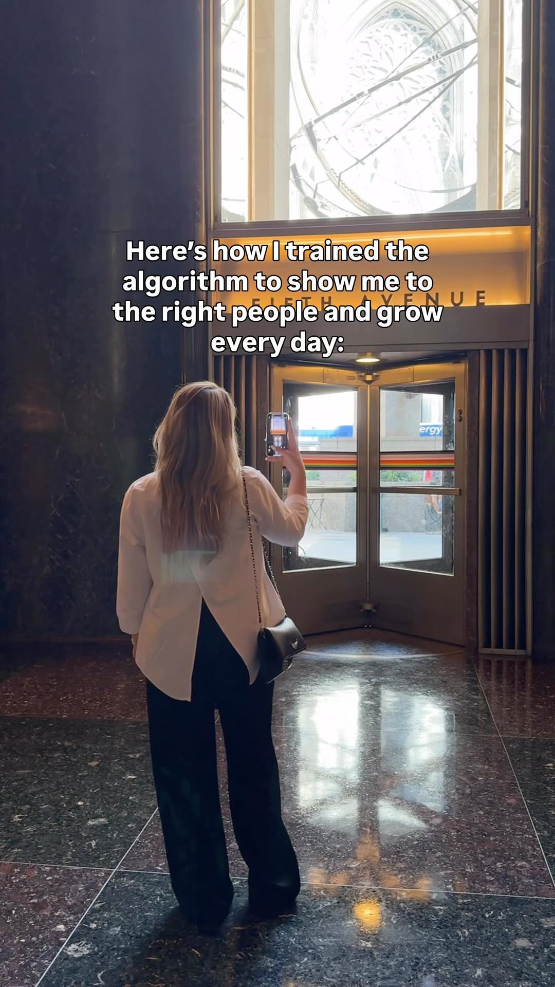 https://d2zmqyh8caa94h.cloudfront.net/creator_social_media_contents/instagram/reels/DLptf_osvo8/DLptf_osvo8.mp4