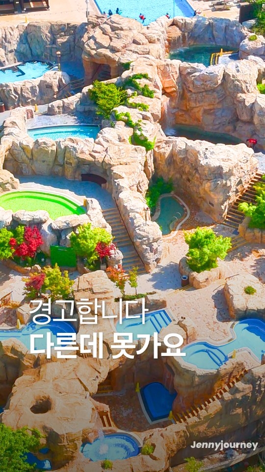 https://d2zmqyh8caa94h.cloudfront.net/creator_social_media_contents/instagram/reels/DYymKxQzJSh/DYymKxQzJSh.mp4
