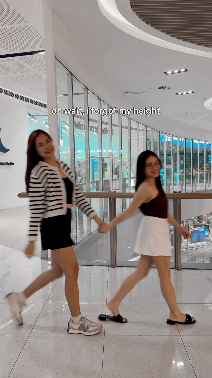 https://d2zmqyh8caa94h.cloudfront.net/creator_social_media_contents/instagram/reels/DcQrZx3SyTd/DcQrZx3SyTd.mp4