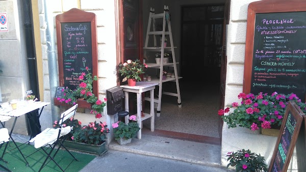 Szelence Café Health Food Restaurant 2