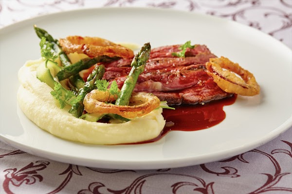 Le Grill Restaurant 6