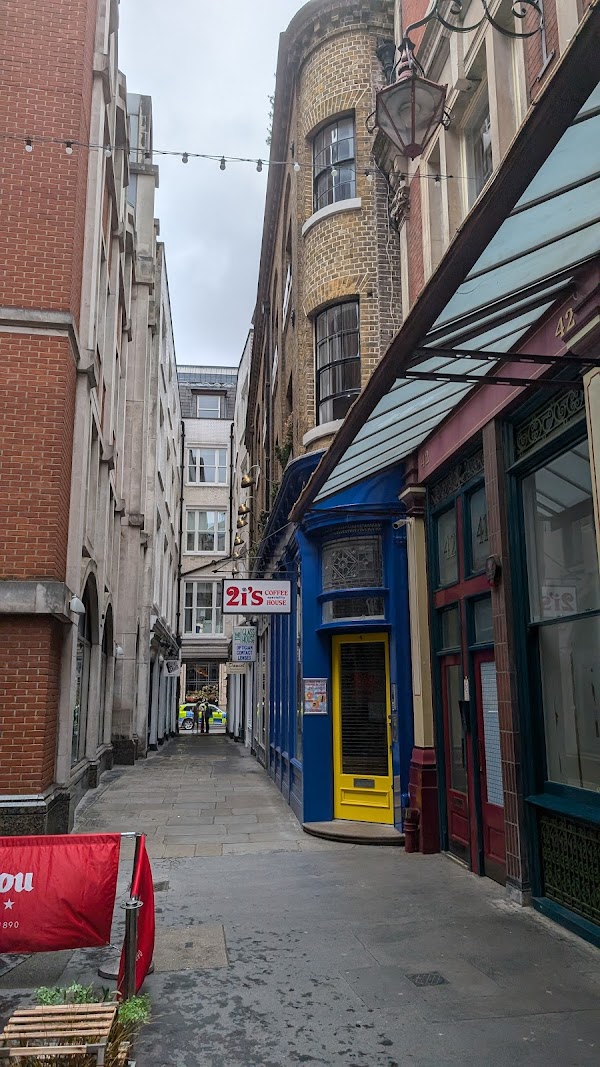 Diagon Alley Harry Potter film 5