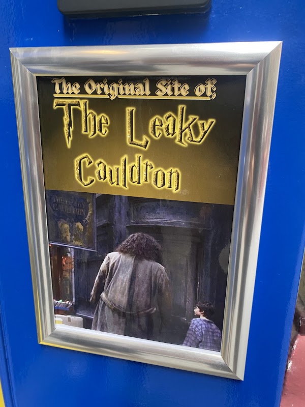 Diagon Alley Harry Potter film 4