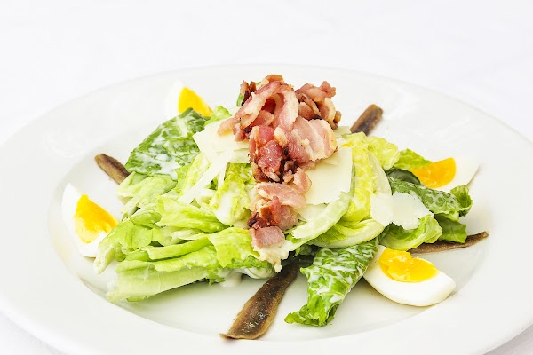 Dunes Beach Restaurant & Bar 5