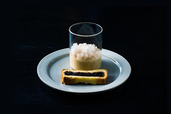 TWELVE GARDENS BAR & GRILL 5