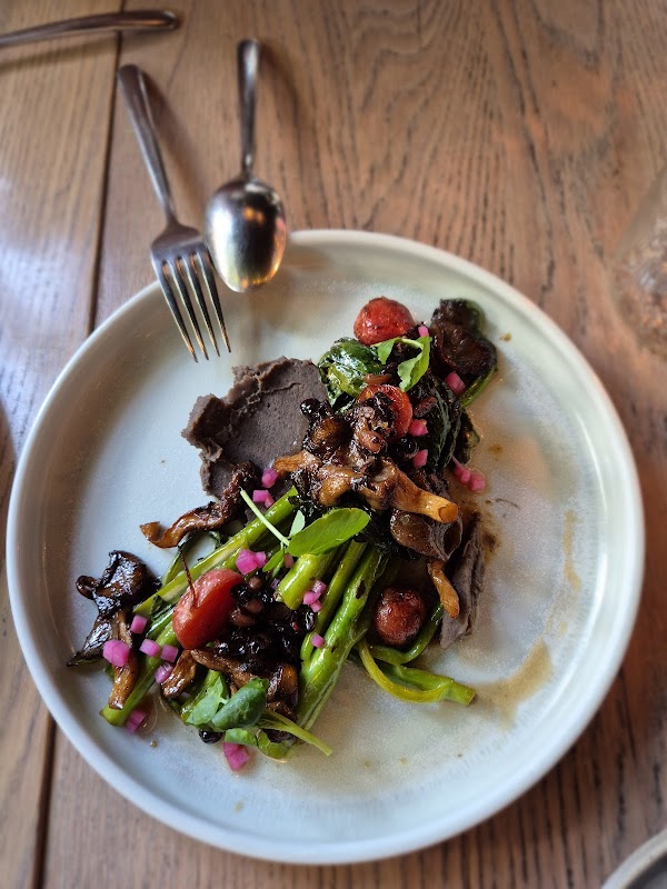 The Acorn Restaurant 4