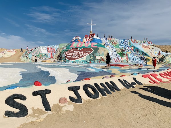 Salvation Mountain 1