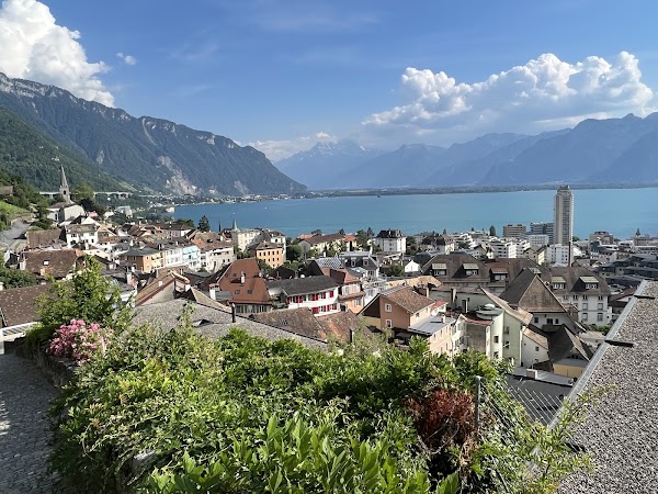 Old Town neighborhood of Montreux 5