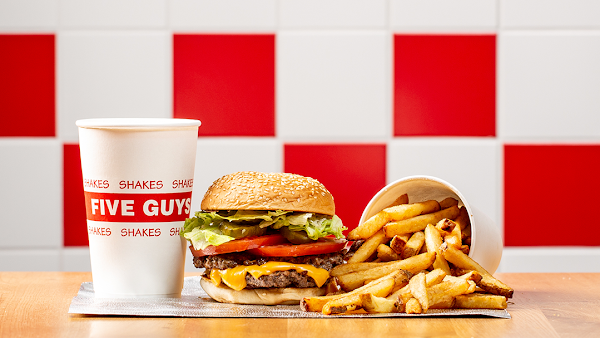 Five Guys Tower Bridge 5
