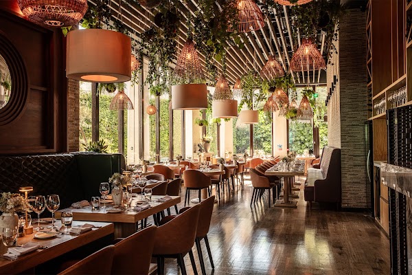 Smith's Bar & Grill 1