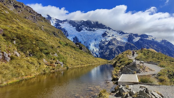 Sealy Tarns Viewpoint 5