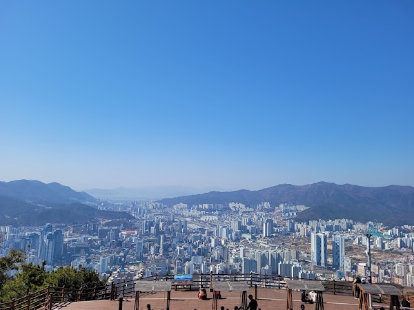 Hwangnyeongsan Mountain Beacon Mound