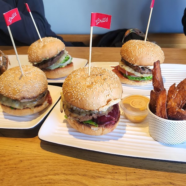 Grill'd Burgers - South Bank 5