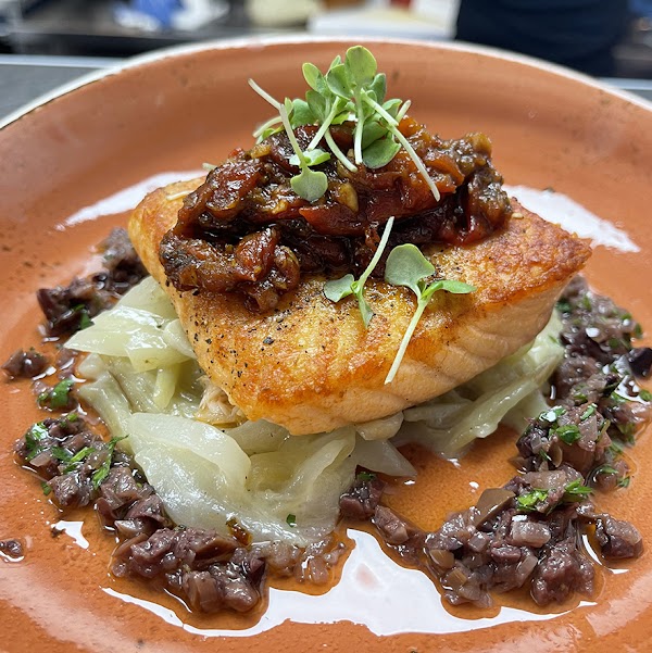 Beach Chalet Brewery and Restaurant 5