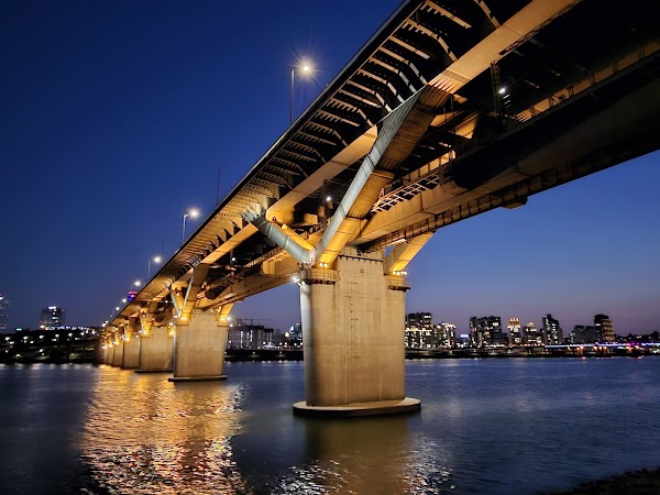Cheongdam Bridge