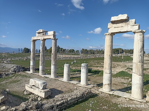 Travertines of Pamukkale 2